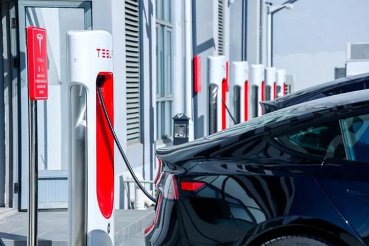 充電樁之戰：特斯拉注冊“超級充電樁”商標